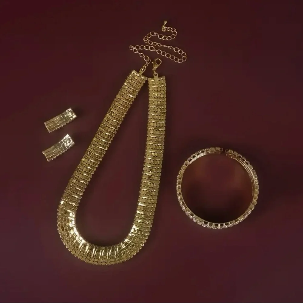 Matching Necklace, Bracelet, and Earring Set - Picture 4 of 6